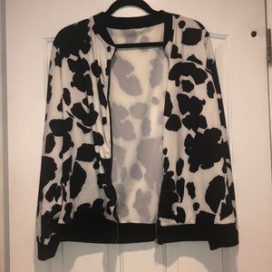 🐄 Zip up cow print jacket size XL barn theme